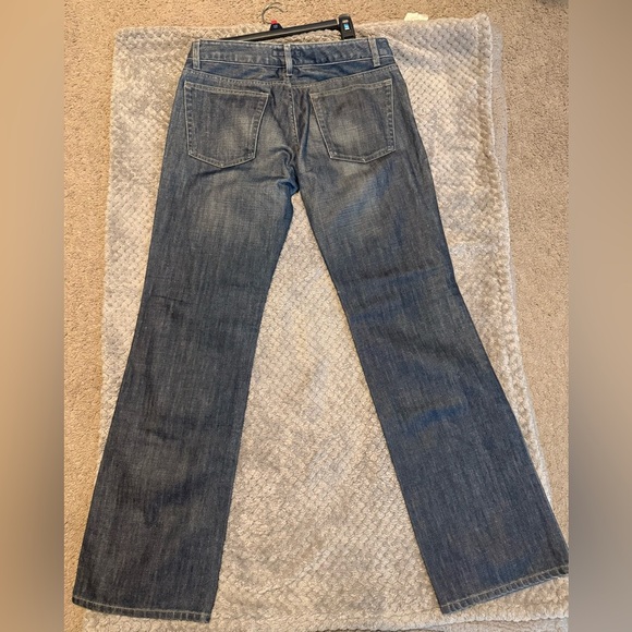 Banana Republic Low-Rise Bootcut Jeans | Size 6 | Stretch Denim Classic Fit - Picture 3 of 5
